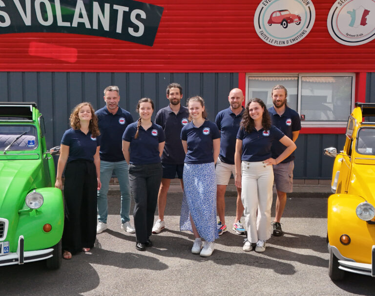 l'équipe A Vos Volants au complet